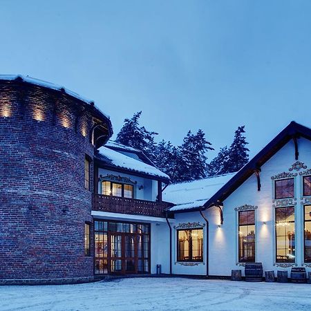 Shpatser Hotel Brjuchovyči Exteriér fotografie