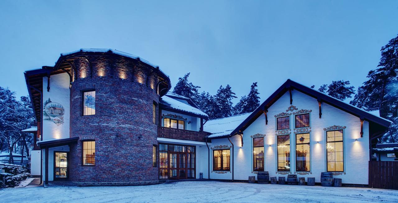 Shpatser Hotel Brjuchovyči Exteriér fotografie